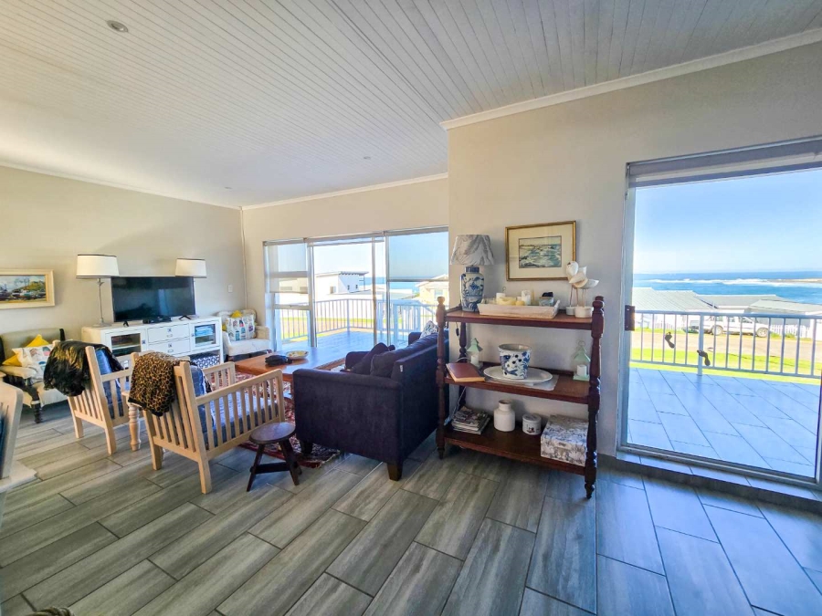 4 Bedroom Property for Sale in Jongensfontein Western Cape